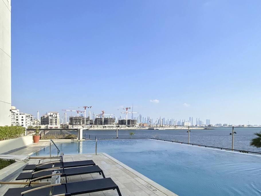 Apartment Stunning 1 Bedroom In Port De La