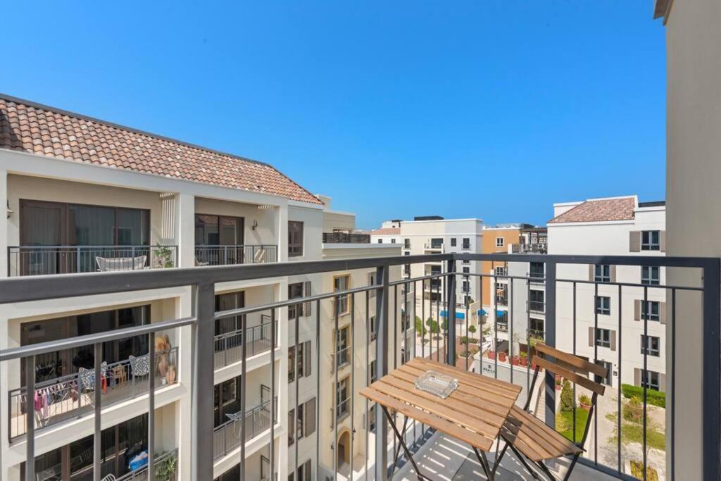 Stunning 1 Bedroom In Port De La Dubai